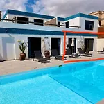 Ocean Suite With Heated Pool By Sunhousescanarias Telde