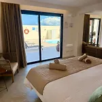 Ocean Suite With Heated Pool By Sunhousescanarias Telde