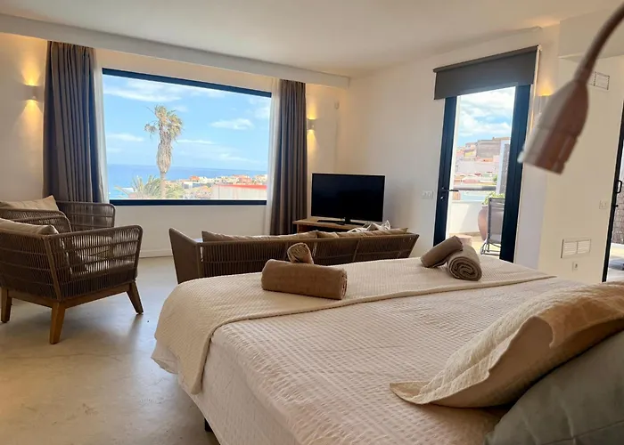 Apartamento Edem piscina climatizada Playa del Hombre