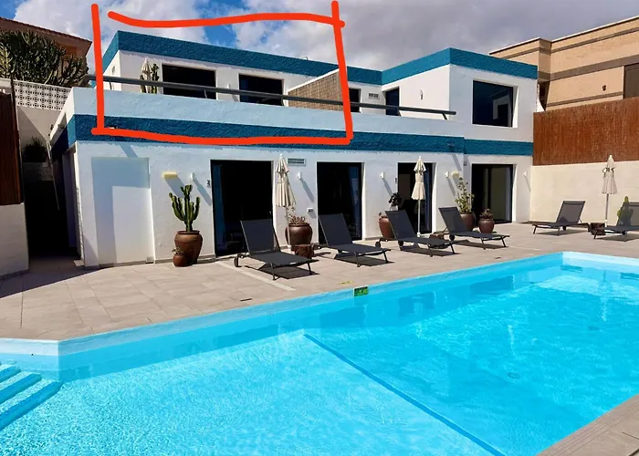Edem piscina climatizada Playa del Hombre *