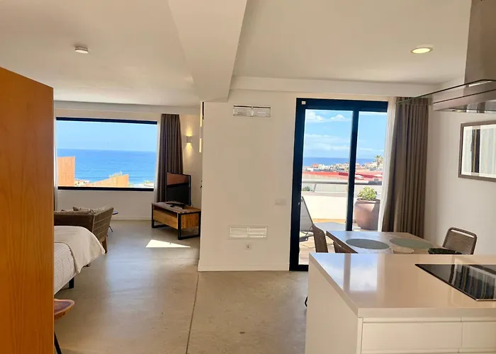Apartamento Edem piscina climatizada Playa del Hombre