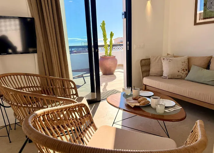Apartamento Edem piscina climatizada Playa del Hombre Telde