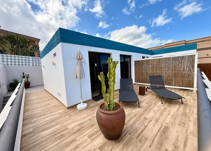 Edem piscina climatizada Playa del Hombre * Telde