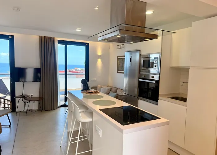 Apartamento Edem piscina climatizada Playa del Hombre Telde