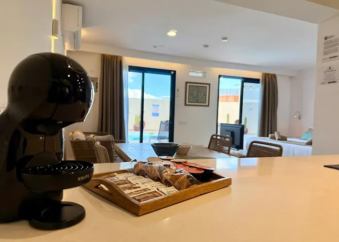 Edem piscina climatizada Playa del Hombre Apartamento Telde
