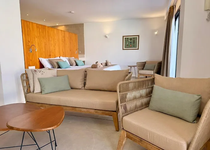 Edem piscina climatizada Playa del Hombre Apartamento