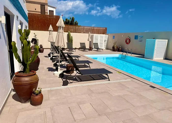 Edem piscina climatizada Playa del Hombre